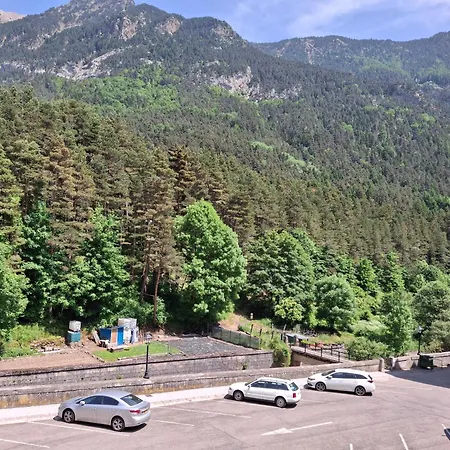 Reformado -75m - Vistas A La Montana Y Al Rio - Wifi - Trastero En Planta Calle - Junto A Parking Publico *